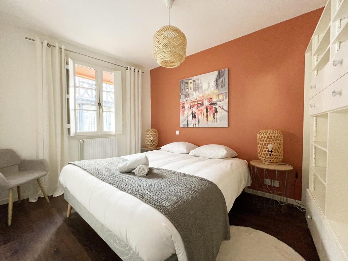 Le Patio De La Reine Berthe - Parking Included Apartment Шартър Екстериор снимка