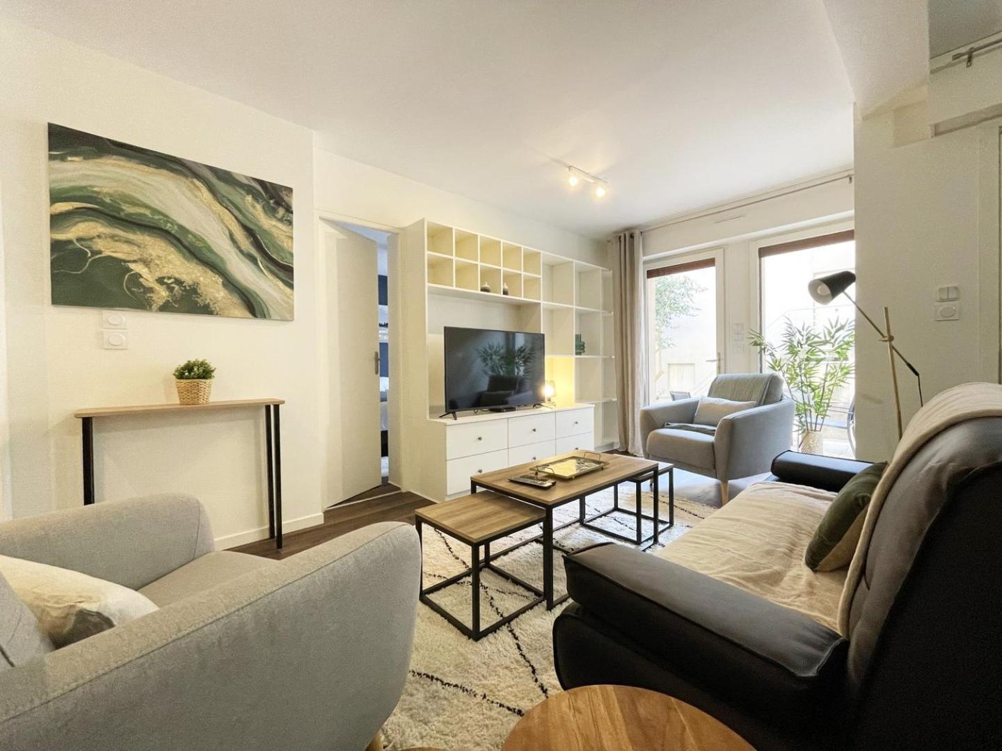 Le Patio De La Reine Berthe - Parking Included Apartment Шартър Екстериор снимка